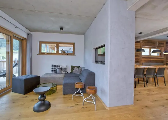 Panorama Grau Xl بيت للعطل